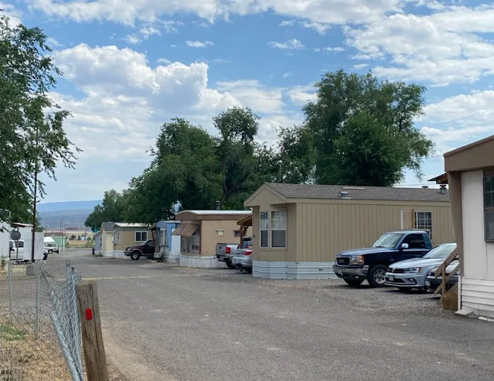 Westlake Mobile Home Park Picture 3