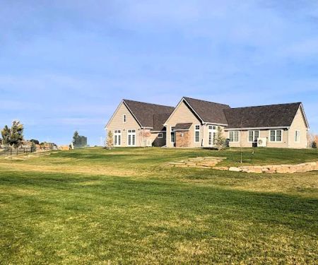 Hidden Lake Manufactured Home Community