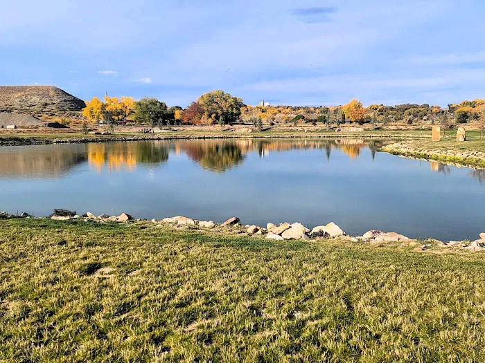 Hidden Lake Manufactured Home Community Picture 4