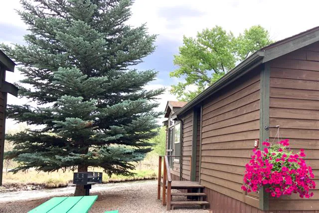 Riverbend RV Park and Cabins Picture 5
