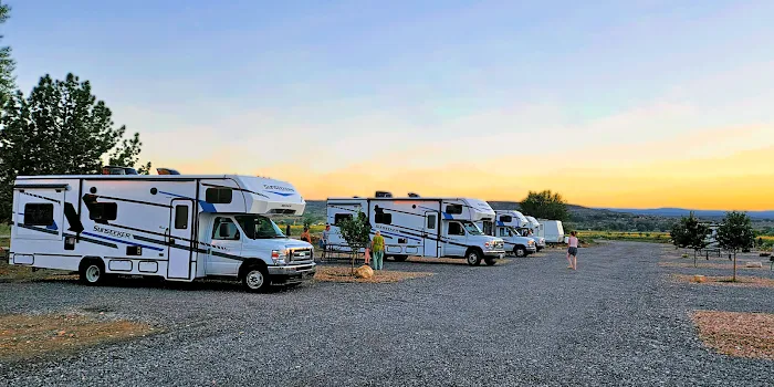 The Campers Hub Picture 6