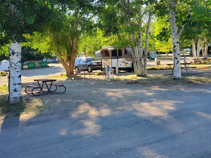 Oasis RV Resort & Cottages Gunnison Picture 3
