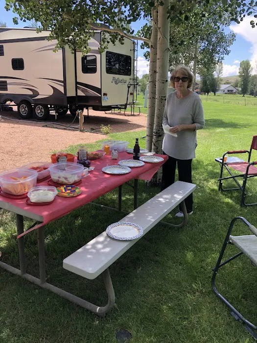 Palisades Senior RV Park Picture 9