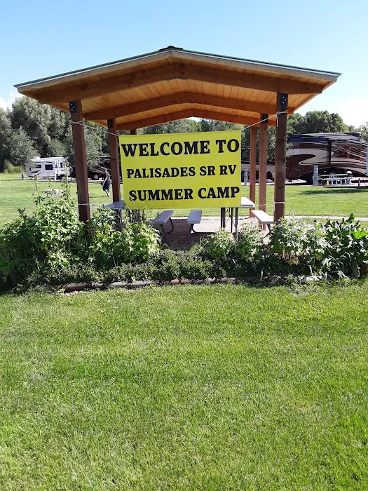 Palisades Senior RV Park Picture 10