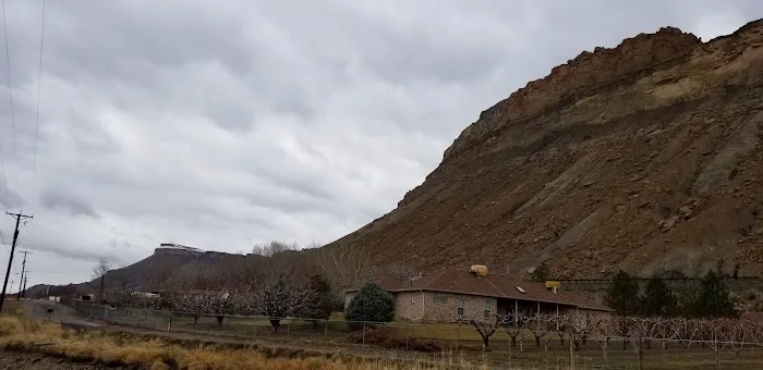 Palisade Mobile Home Park Picture 7