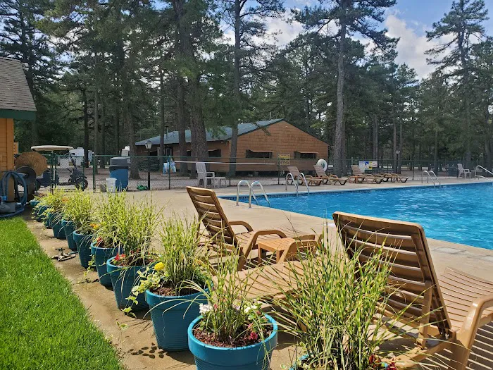 Wading Pines Camping Resort Picture 4