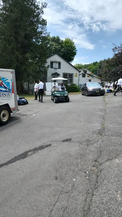 Camp Kibbutz Hamesivtos Picture 2