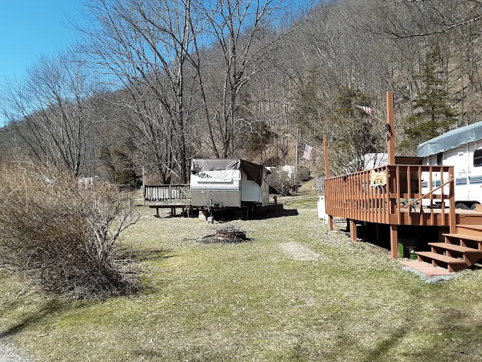 Bear Creek Campgrounds Picture 1