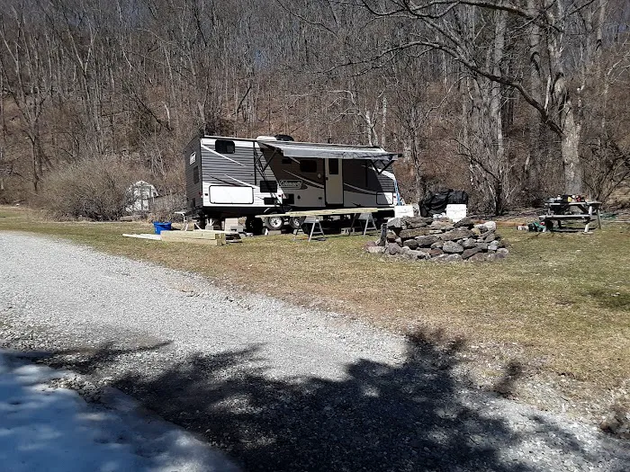 Bear Creek Campgrounds Picture 5