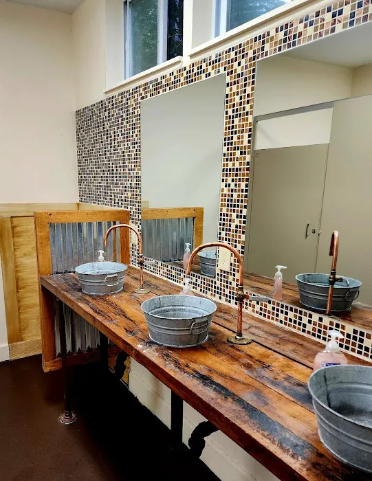 Mountain Top RV Park Picture 4