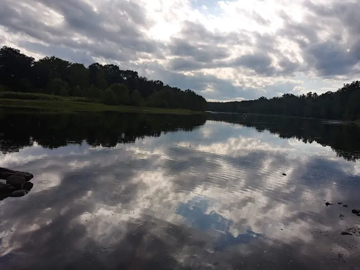 Freeman Point River Campsites Picture 3