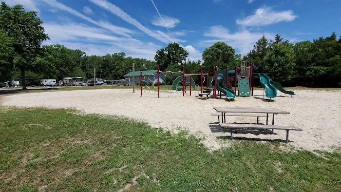 Thousand Trails Chestnut Lake Picture 3