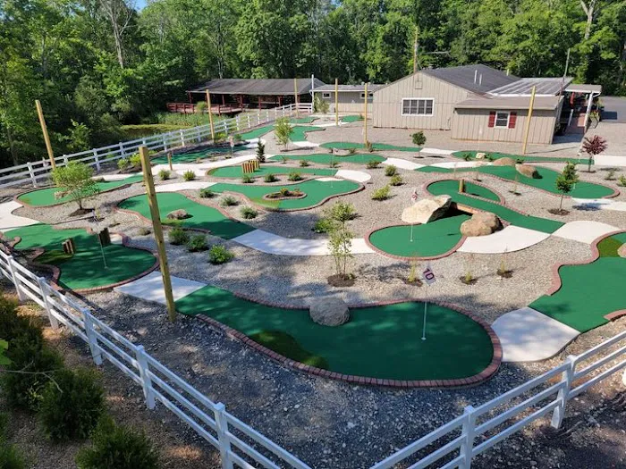 Colonial Woods Family Camping Resort Picture 1