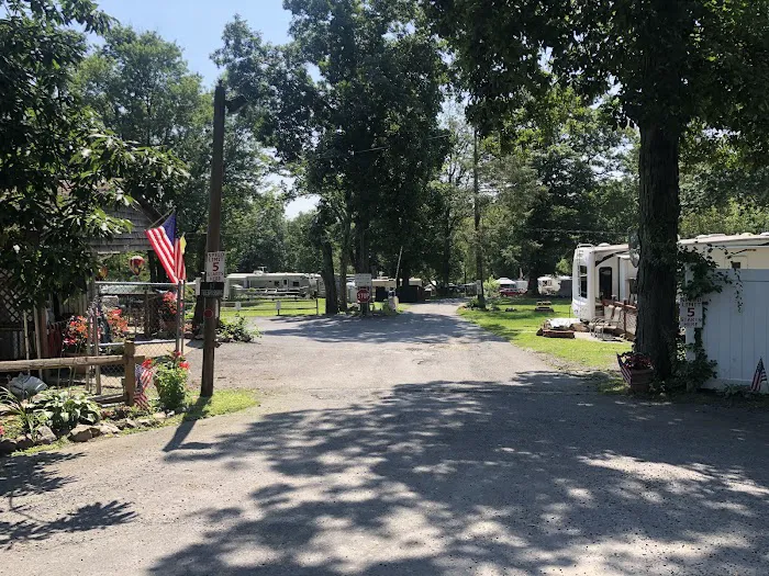 Camp Charles Campgrounds Picture 5