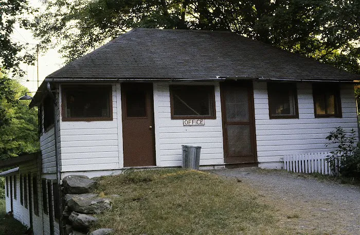 Camp Log-N-Twig Picture 6