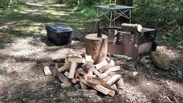 Lake Towhee Camp Grounds Picture 7