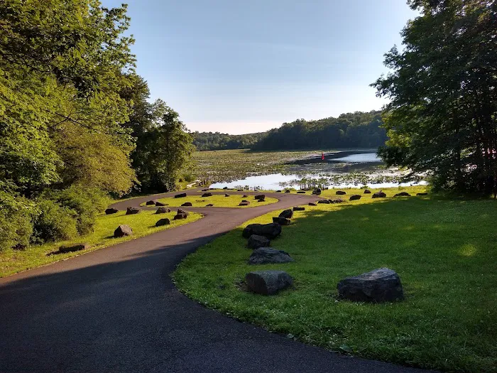 Lake Towhee Camp Grounds Picture 8