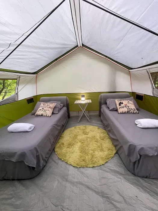 Camp Shabbat Campground Picture 4