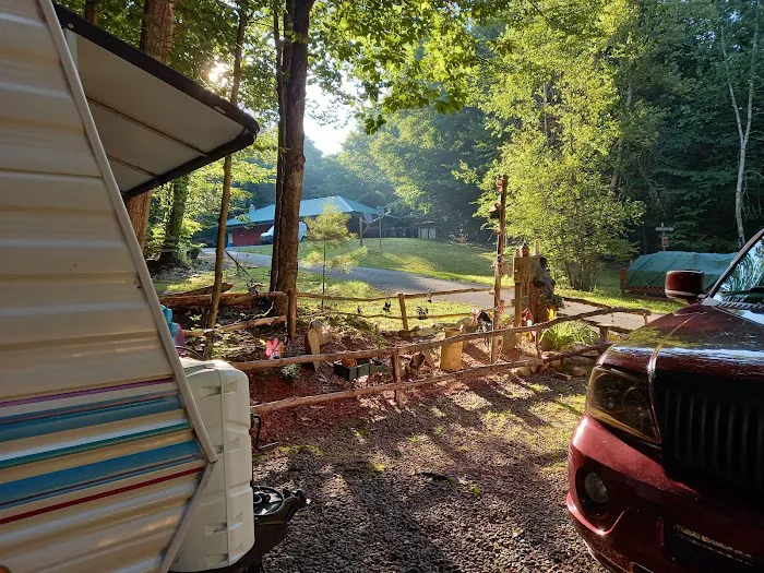 Mountaindale Campground Picture 9