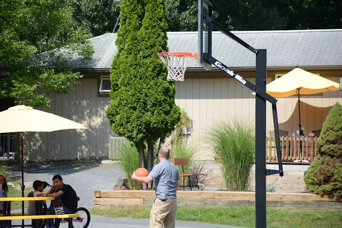 New York City North / Newburgh KOA Holiday Picture 6