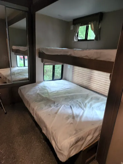 Skyway Camping Resort Picture 1