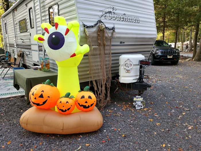 Four Seasons Campground Picture 1