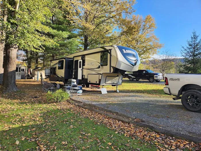 Chestnut Lake Campground Picture 3