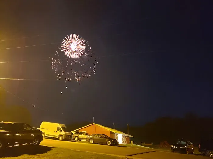 Four Seasons Family Campground Picture 7