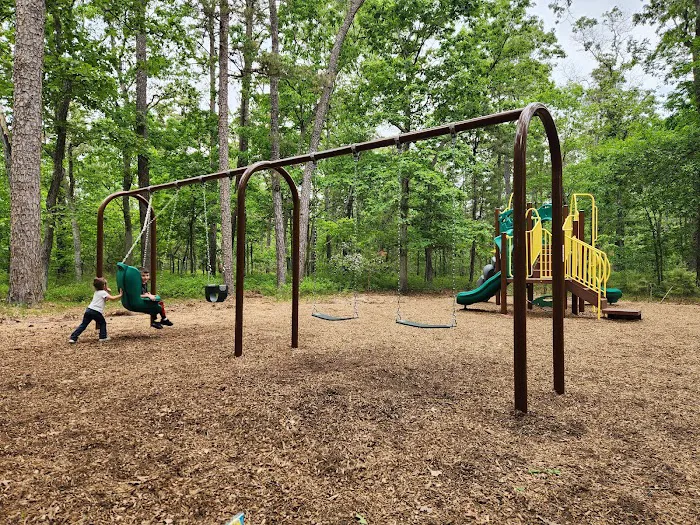 Thundergust Lake Cabin Area Picture 4