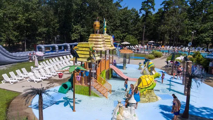 Adventure Bound Camping Resorts - Tall Pines Picture 9