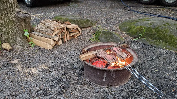 Boulder Woods Campground Picture 8