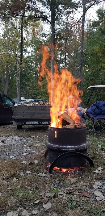 Boulder Woods Campground Picture 2