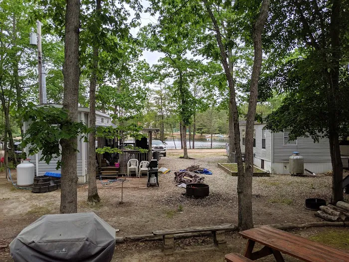 Lazy River Campground Picture 7