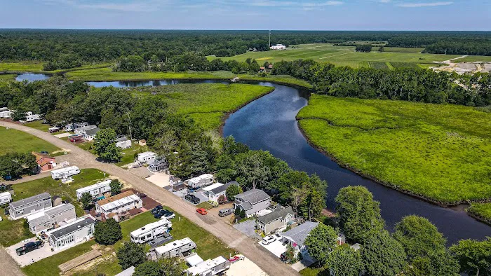Scenic Riverview Campground Picture 1