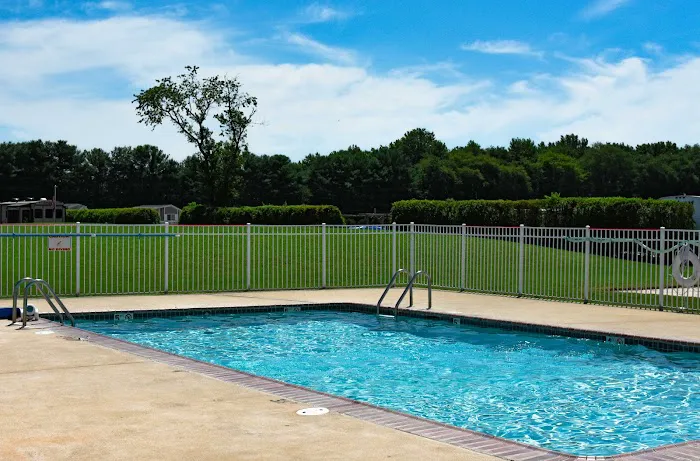 Scenic Riverview Campground Picture 5