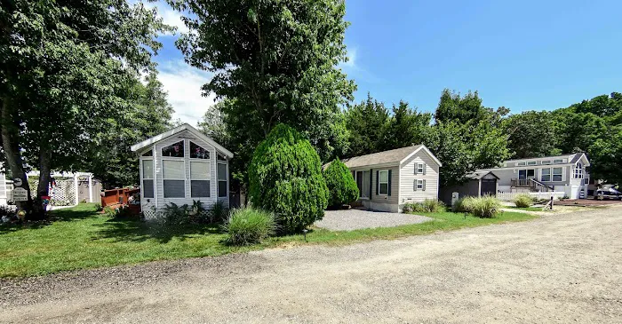 Scenic Riverview Campground Picture 4