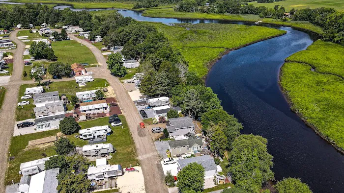 Scenic Riverview Campground Picture 3