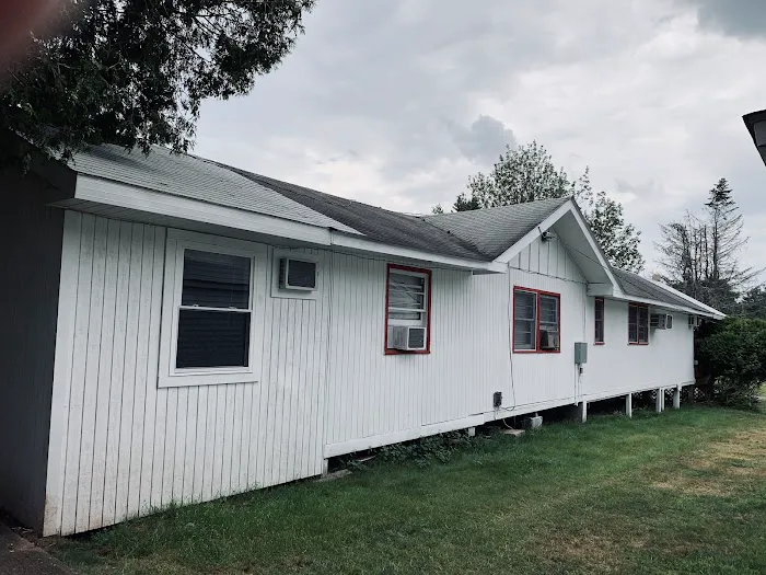 Beverly Hills Bungalow Corporation Picture 1