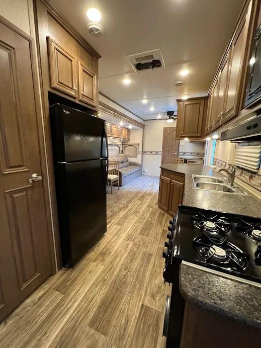 Swan lake Campground Picture 4