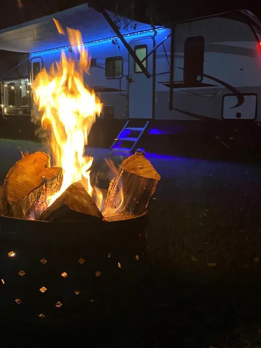 Swan lake Campground Picture 7