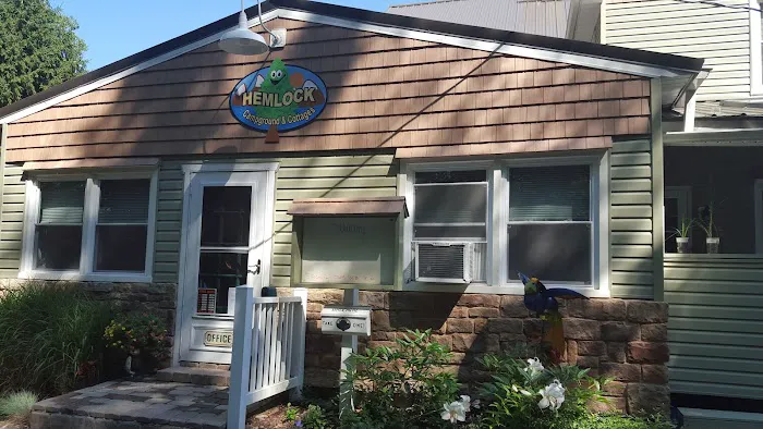 Hemlock Campground & Cottages Picture 3