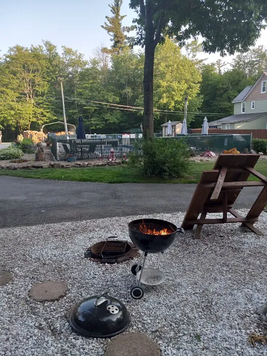 Hemlock Campground & Cottages Picture 7