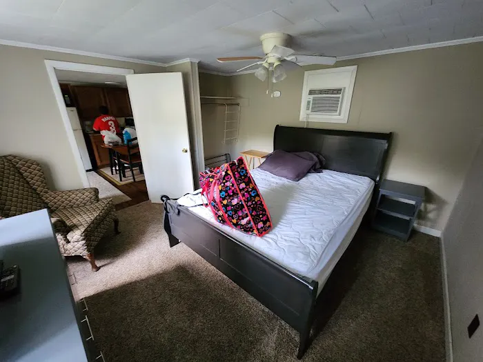 Hemlock Campground & Cottages Picture 4