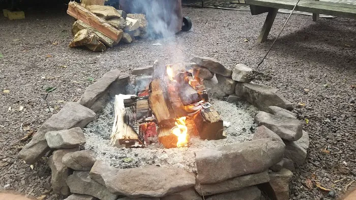 Peaceful Woodlands Family Campground Picture 4