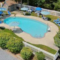 Carol Lynn Resorts East ico