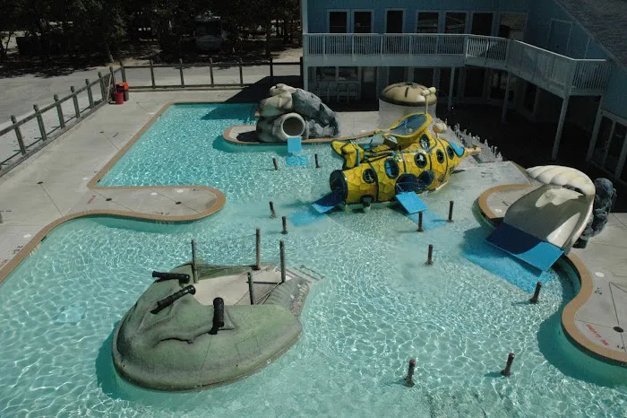 Thousand Trails Lake & Shore Picture 8