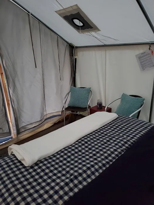 Shady Knolls Picture 5