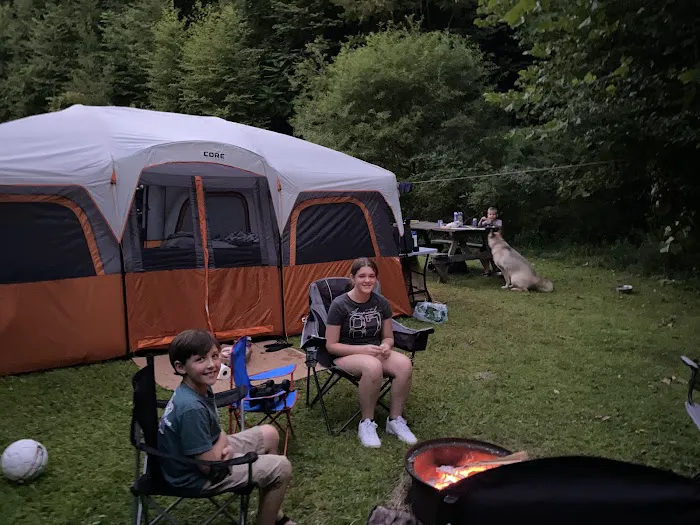 Hide-A-Way Campsite Picture 4
