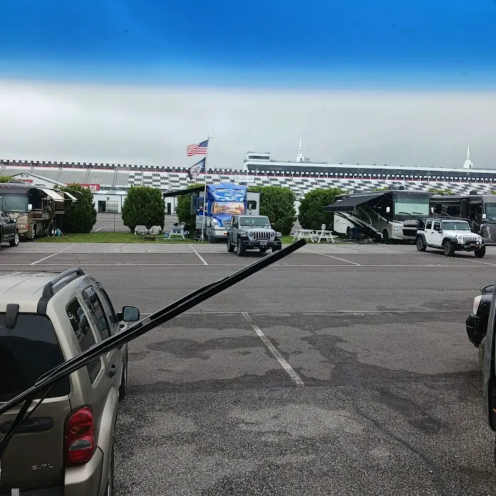 Pocono Raceway Seasonal Campground Picture 4