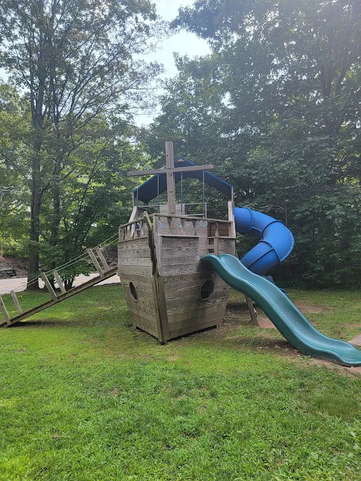 Blue Mountain Campground Picture 4